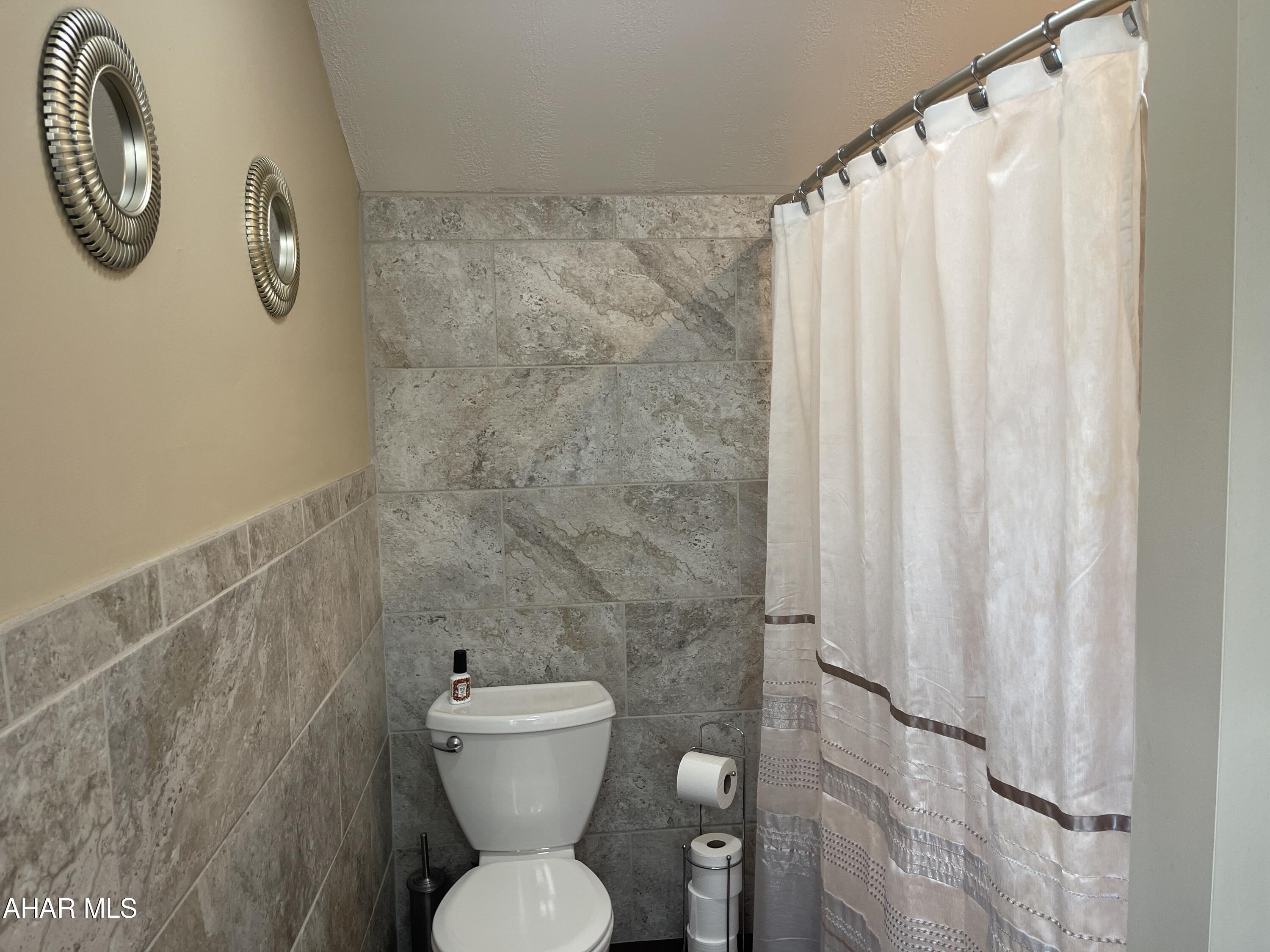 Llyswen - Residential