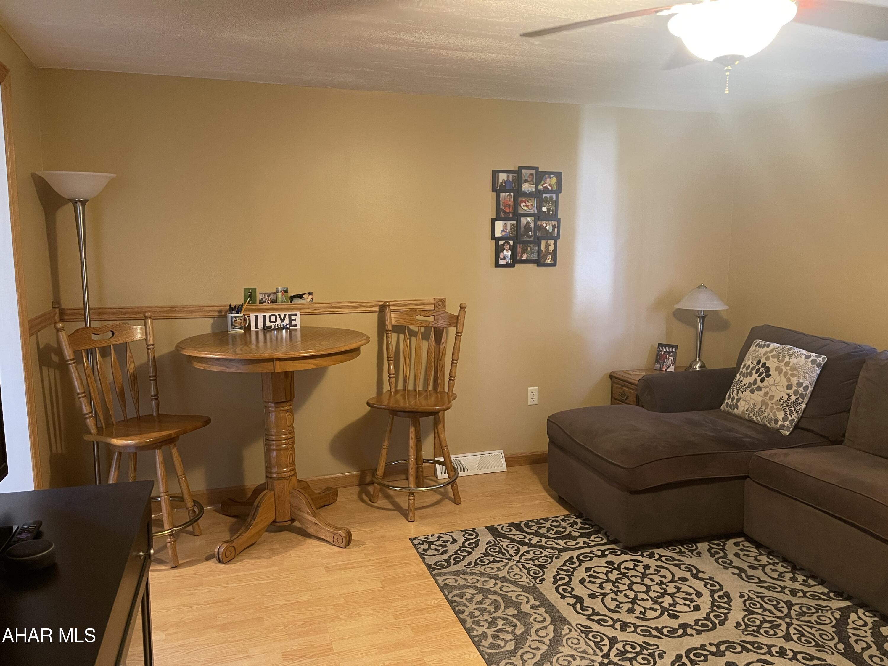 Llyswen - Residential