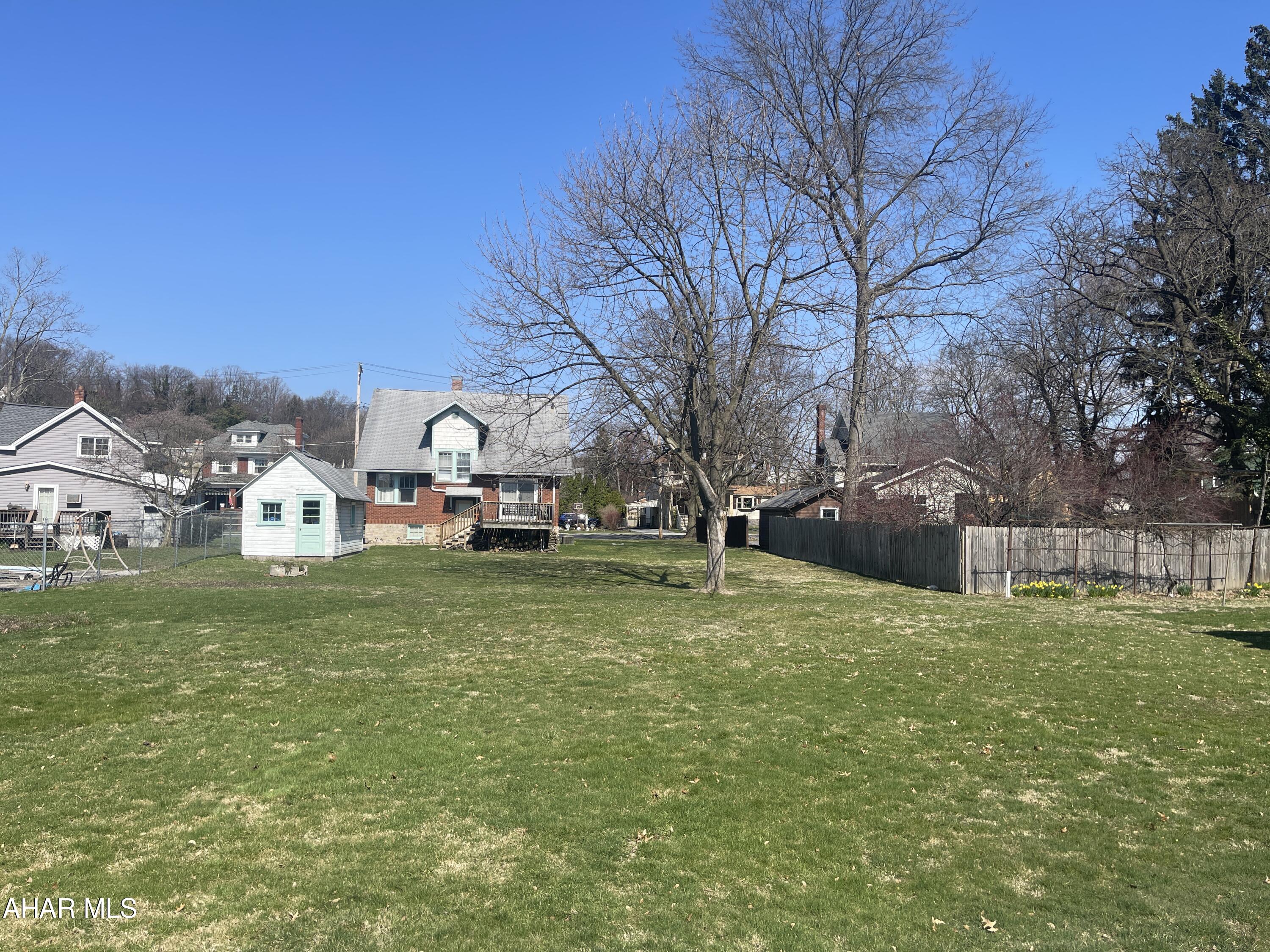 Llyswen - Residential