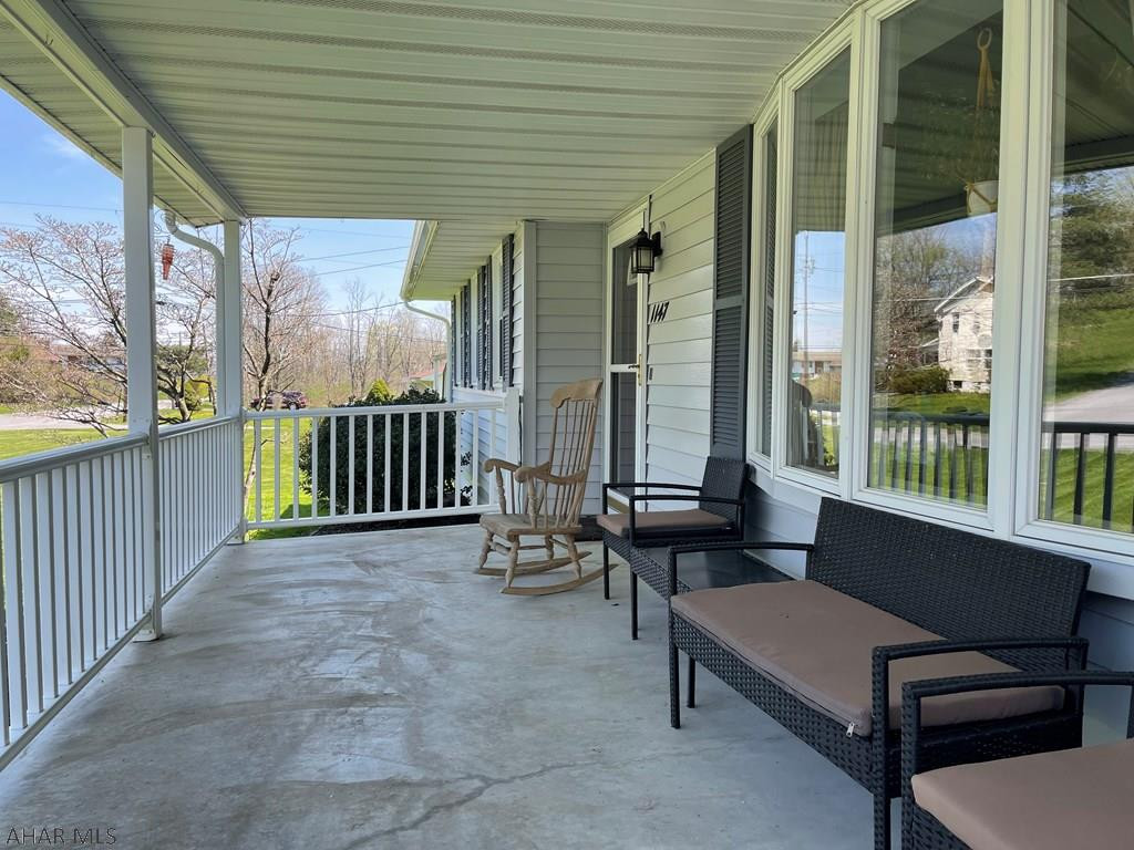 Maple Hollow - Residential