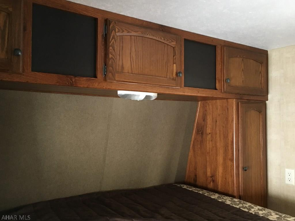 Glendale Yearound - Residential