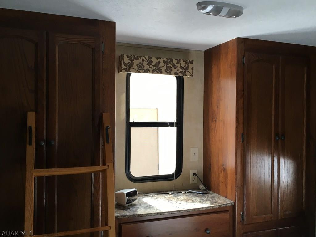 Glendale Yearound - Residential