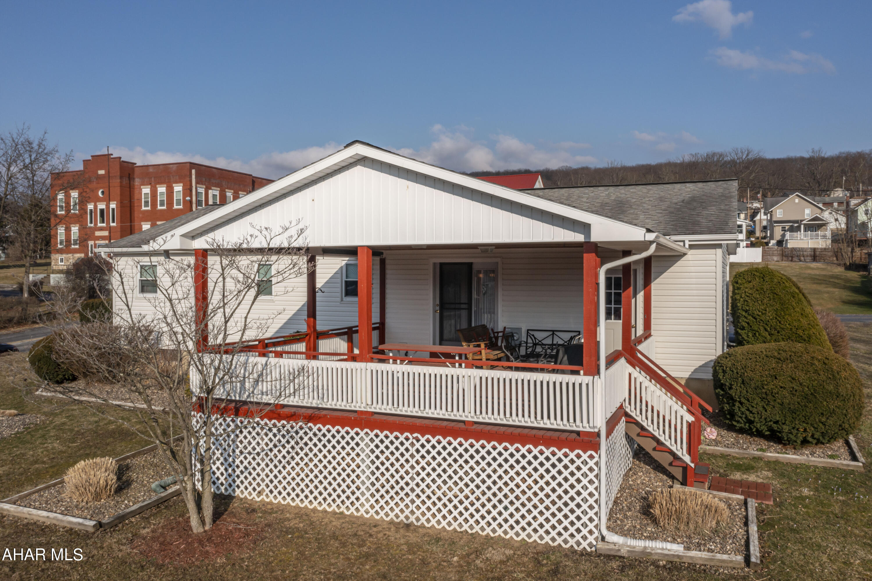 Lakemont - Residential