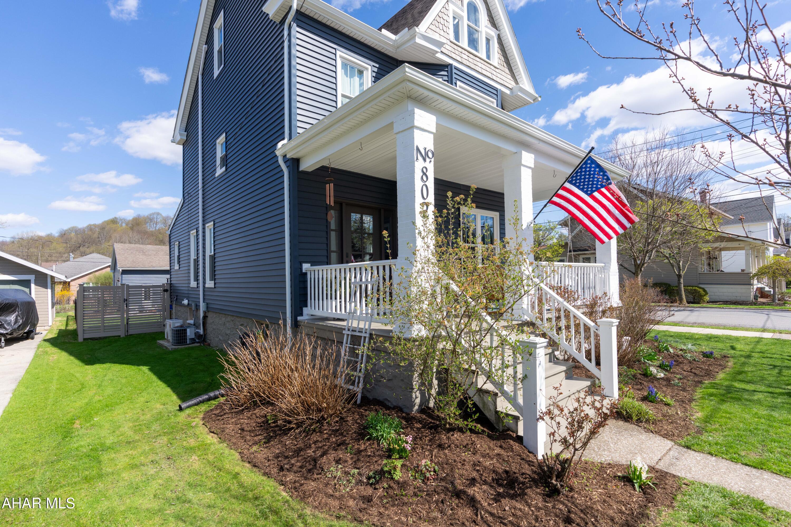 Hollidaysburg - Residential