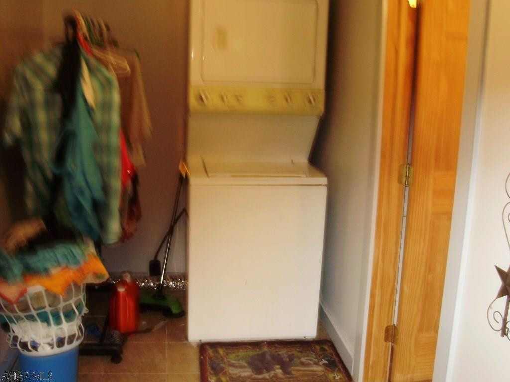 Saxton - Residential Lease