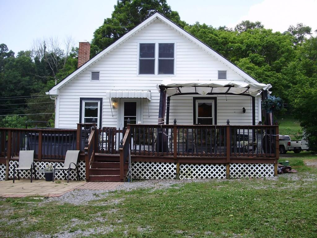 Saxton - Residential Lease