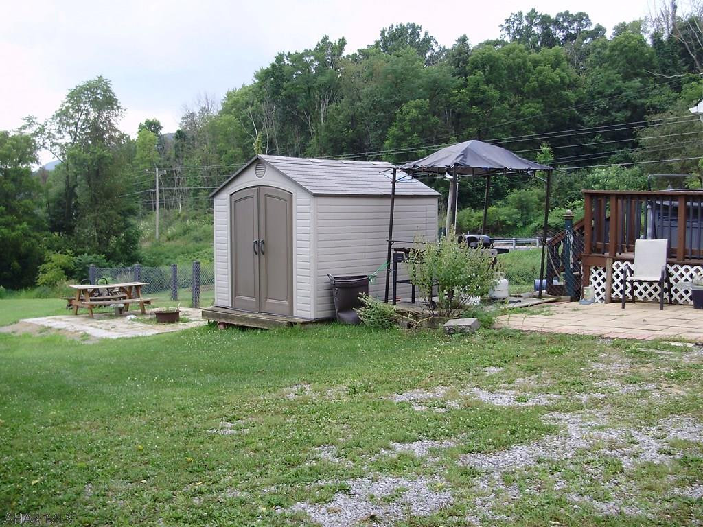 Saxton - Residential Lease