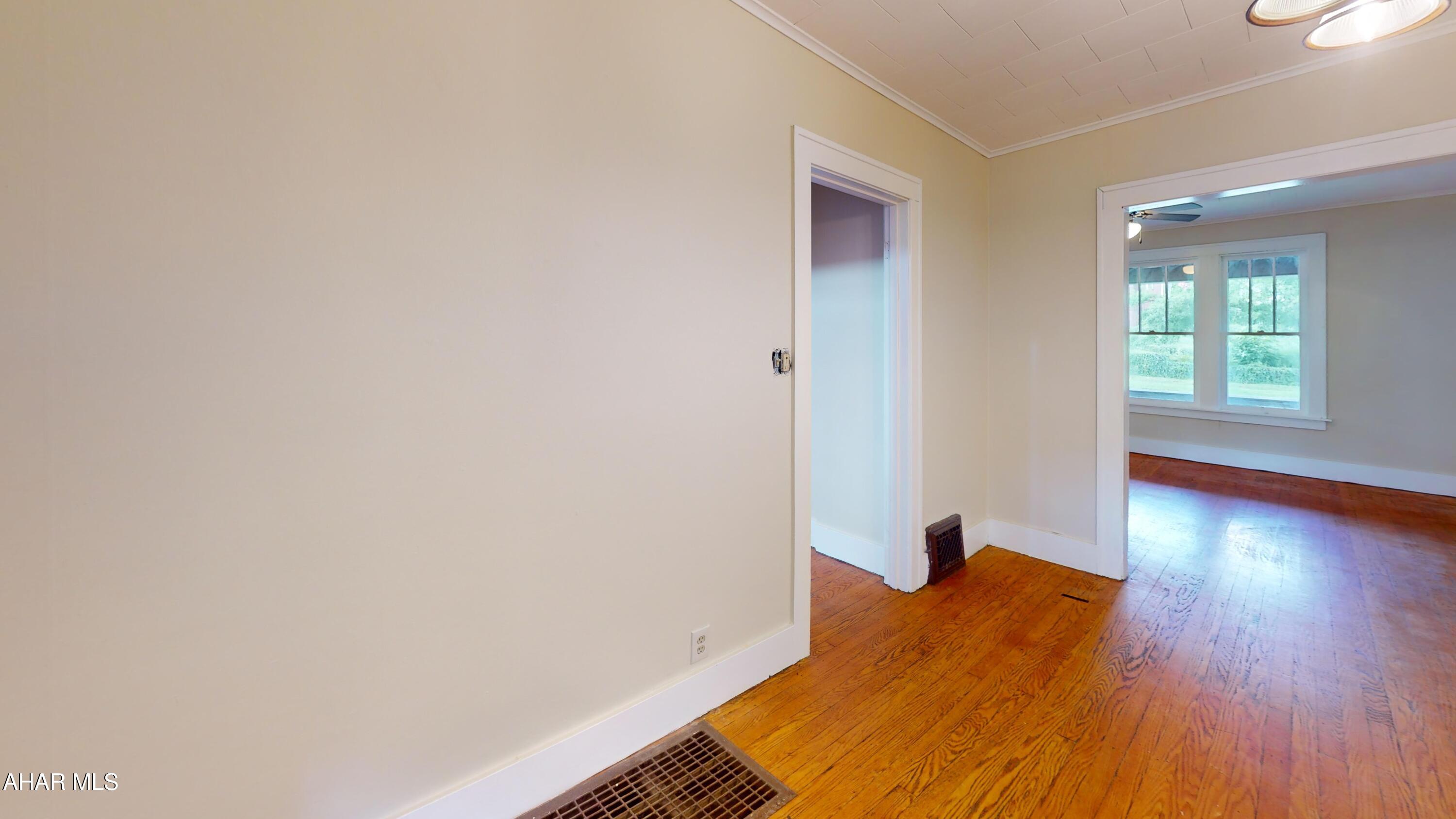 Juniata - Residential