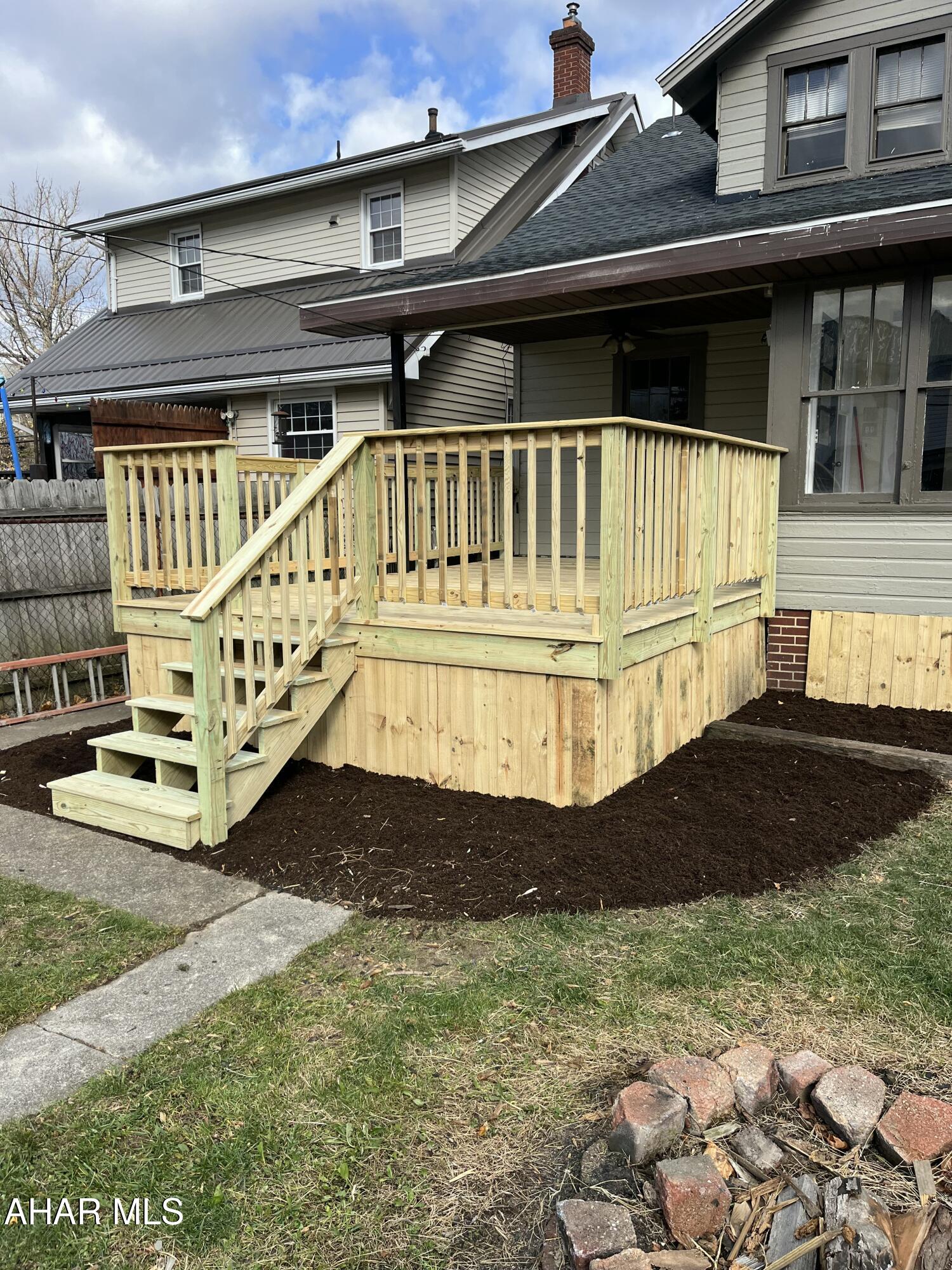 Juniata - Residential