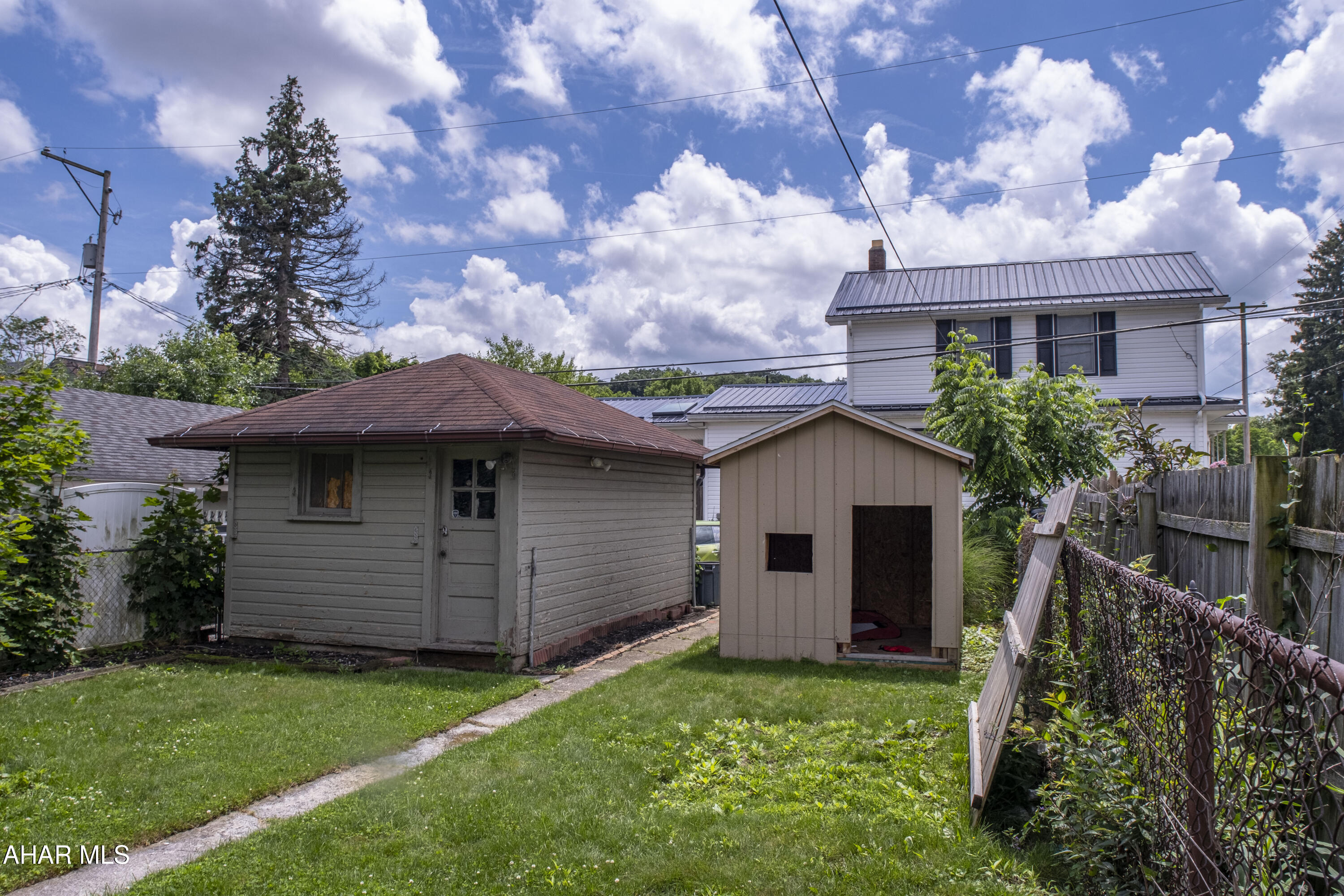 Juniata - Residential