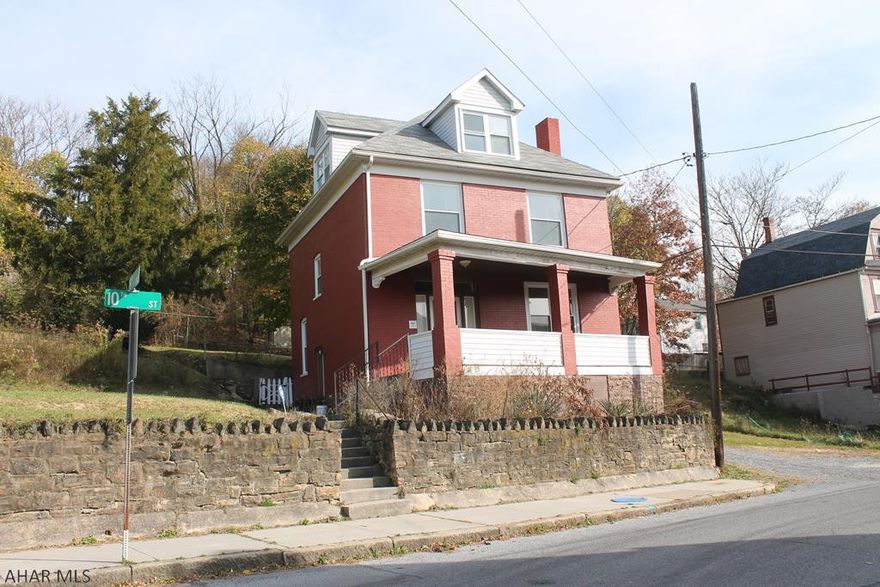 Well maintained and very spacious 3 bedroom, 1.5 bath home with a Large yard. This brick home has so much to offer on a corner lot. The eat in kitchen will make cooking a breeze. Relax by the fireplace .. Enjoy first floor laundry.. Schedule your tour today!