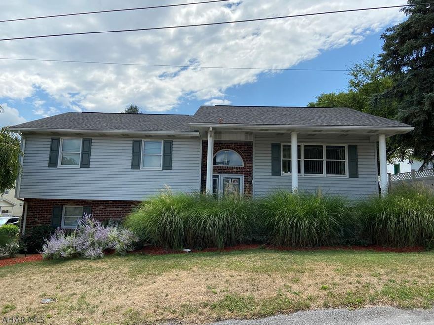 Here it is - 3 bedroom, 2.75 bath, split entry with finished basement and new A/C system.  New water heater replaced this year.  New 30 year shingle roof last year.  Freshly painted interior.  2 car heated and cooled integral garage.  Home was custom built by Dick Himes.  Vinyl fenced back yard with deck is great for outdoor entertaining..  Home has ventless gas fireplace in family room.  Just pack up and move right in.