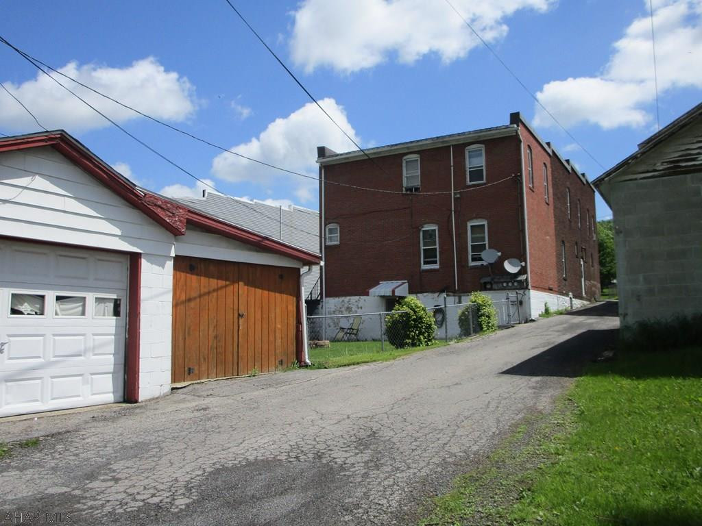 Unknown - Commercial Sale