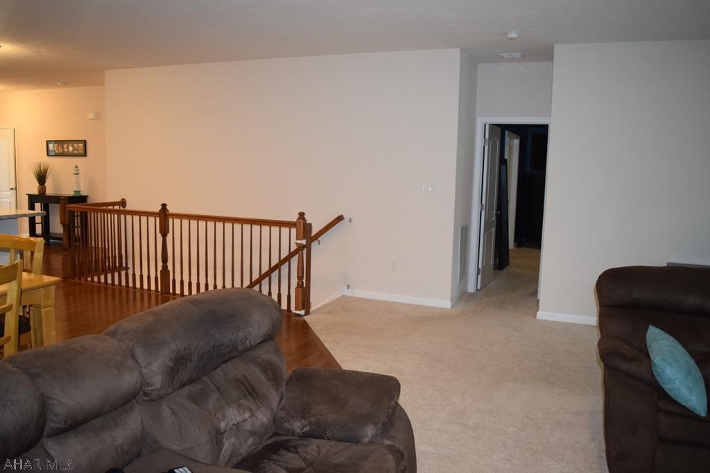 Rolling Hills - Residential