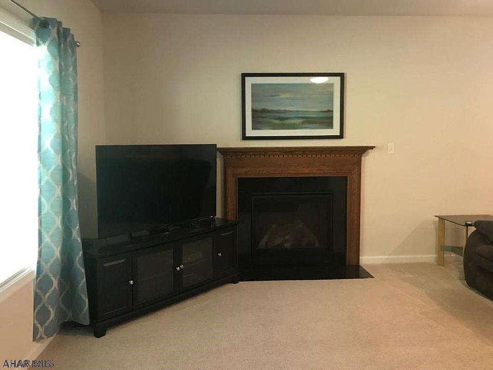 Rolling Hills - Residential