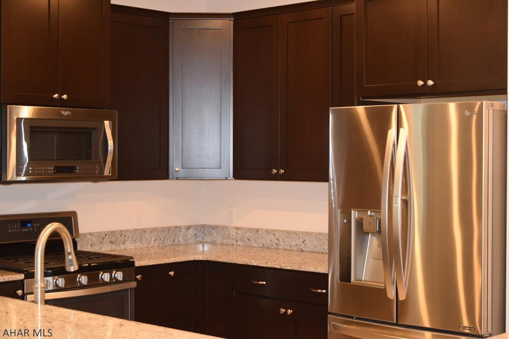 Rolling Hills - Residential