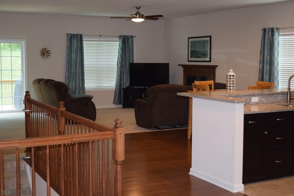 Rolling Hills - Residential