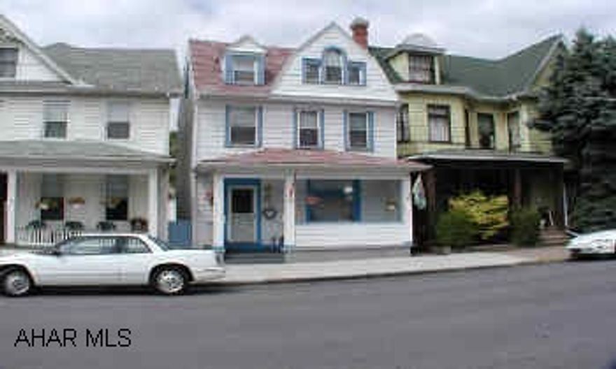 Home in move in condition.   Property located in Zone B flood zone.  Insurance is usually not required.  Owner is offering a $500.00 bonus to selling agent.