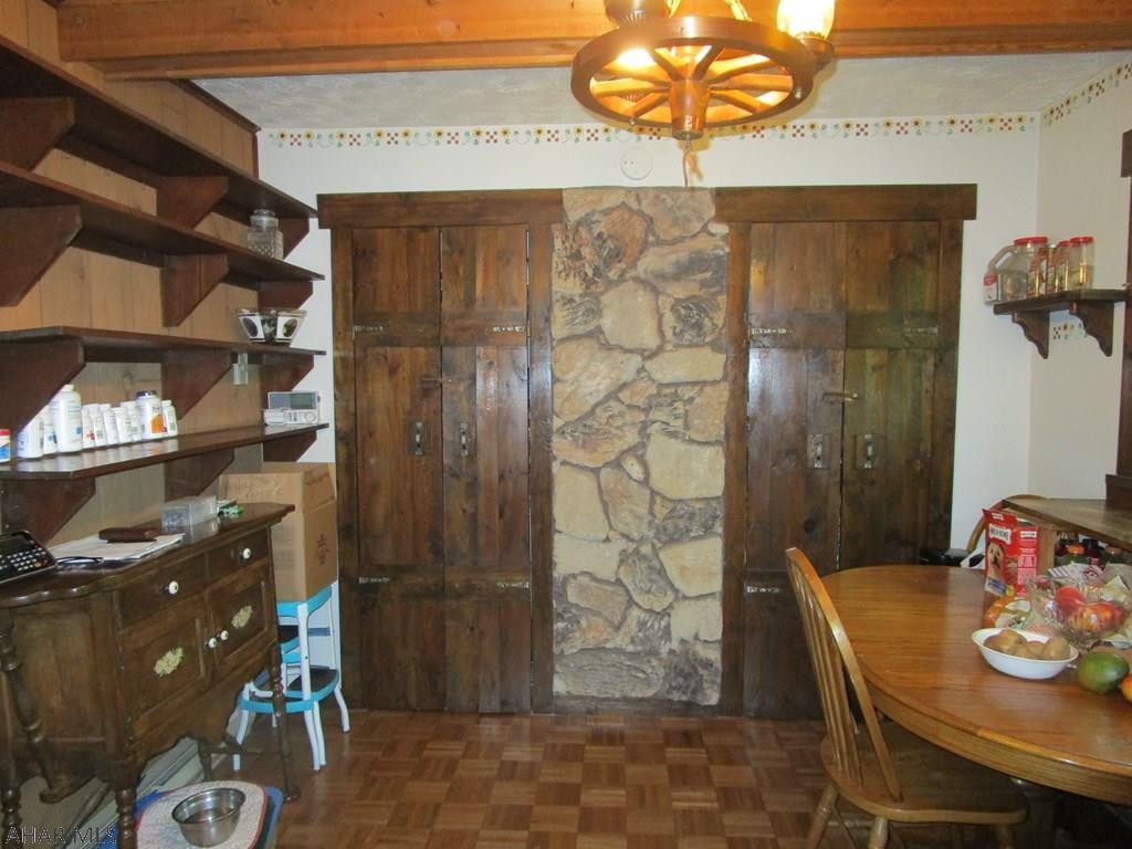 Glendale Yearound - Residential