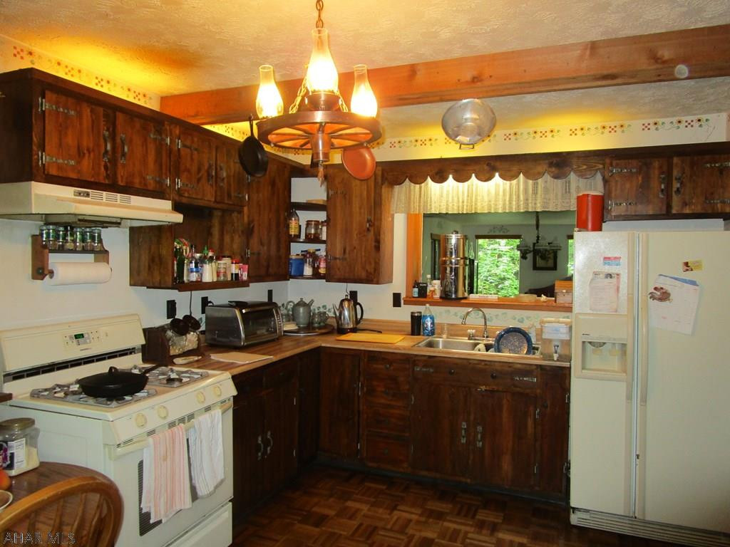 Glendale Yearound - Residential