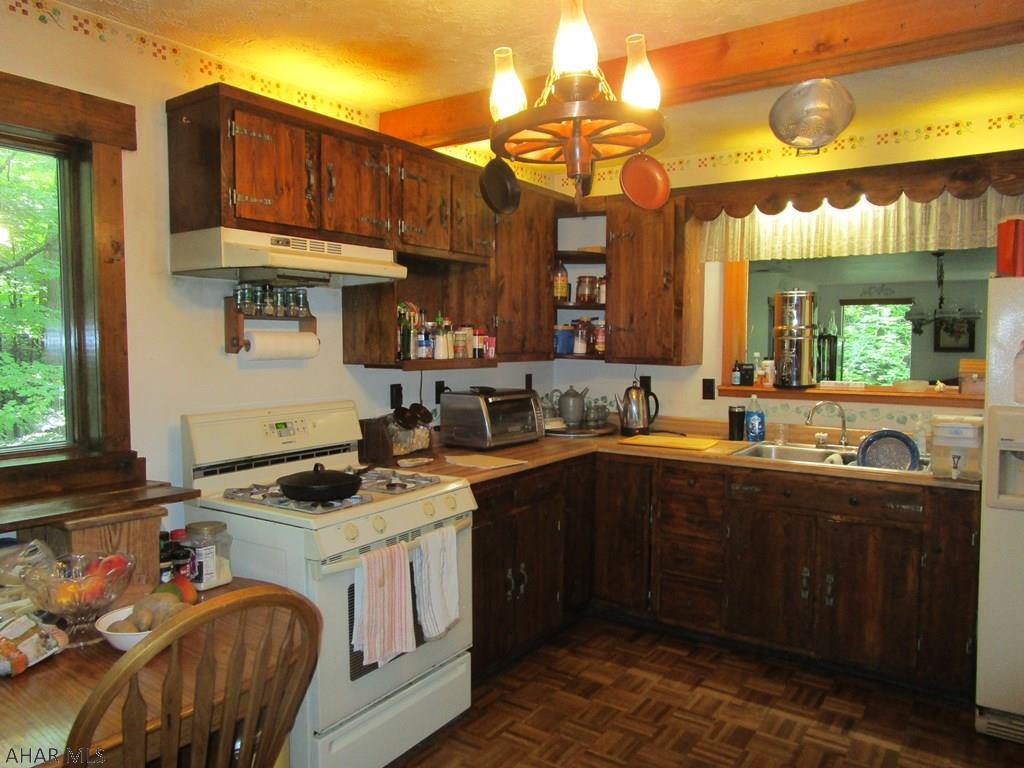 Glendale Yearound - Residential