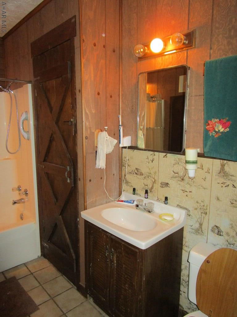 Glendale Yearound - Residential