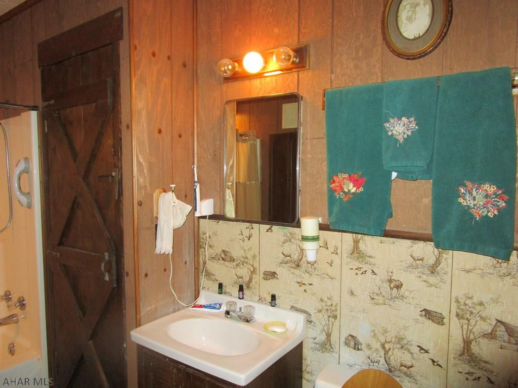 Glendale Yearound - Residential