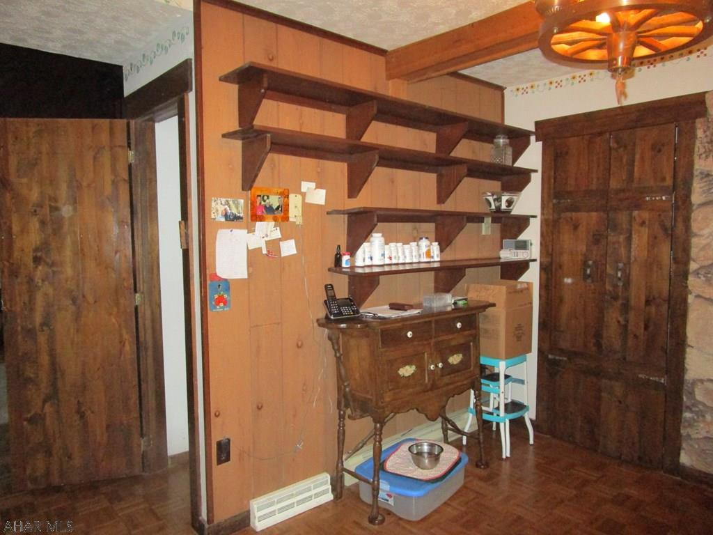 Glendale Yearound - Residential