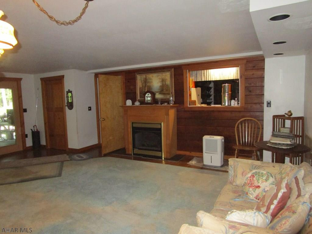 Glendale Yearound - Residential