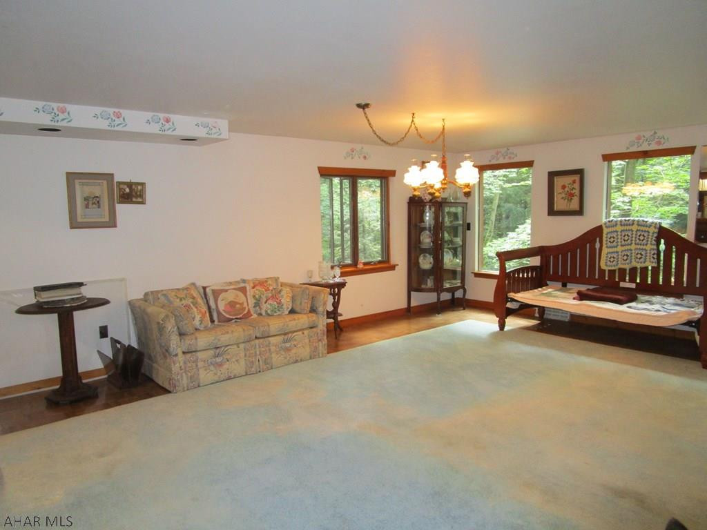 Glendale Yearound - Residential