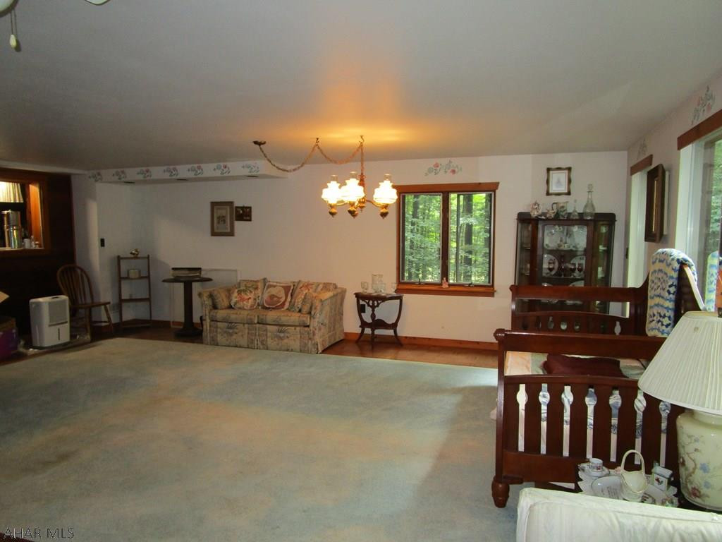 Glendale Yearound - Residential