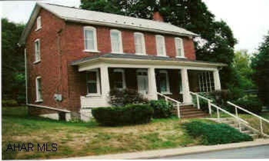 2-story brick 4BR/1Ba with detached 2-car garage. Newer roof, furnace and hot water heater. This house has great possibilities, with high ceilings and a solid exterior brick finish.