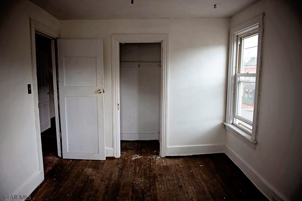 Unknown - Residential