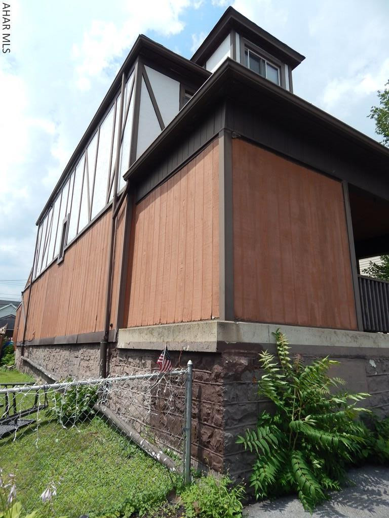 Unknown - Residential