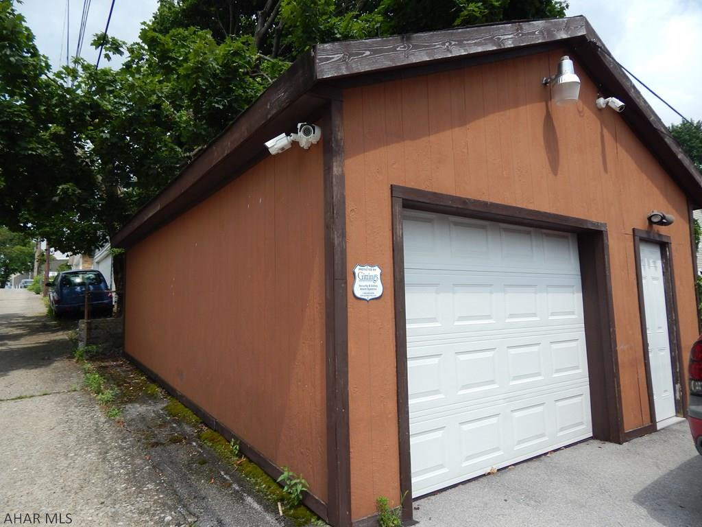 Unknown - Residential