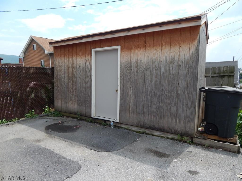 Unknown - Residential