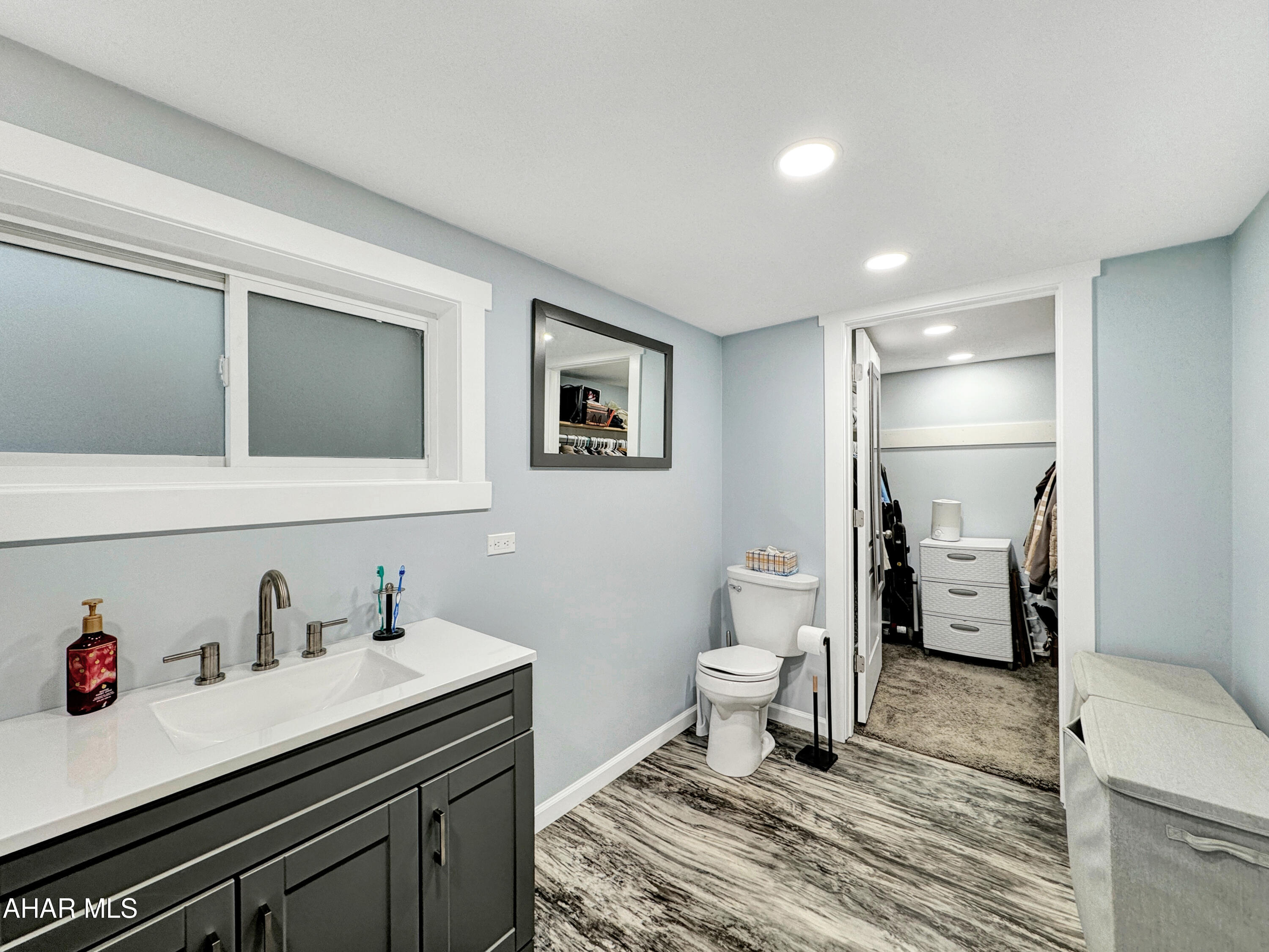 Juniata - Residential