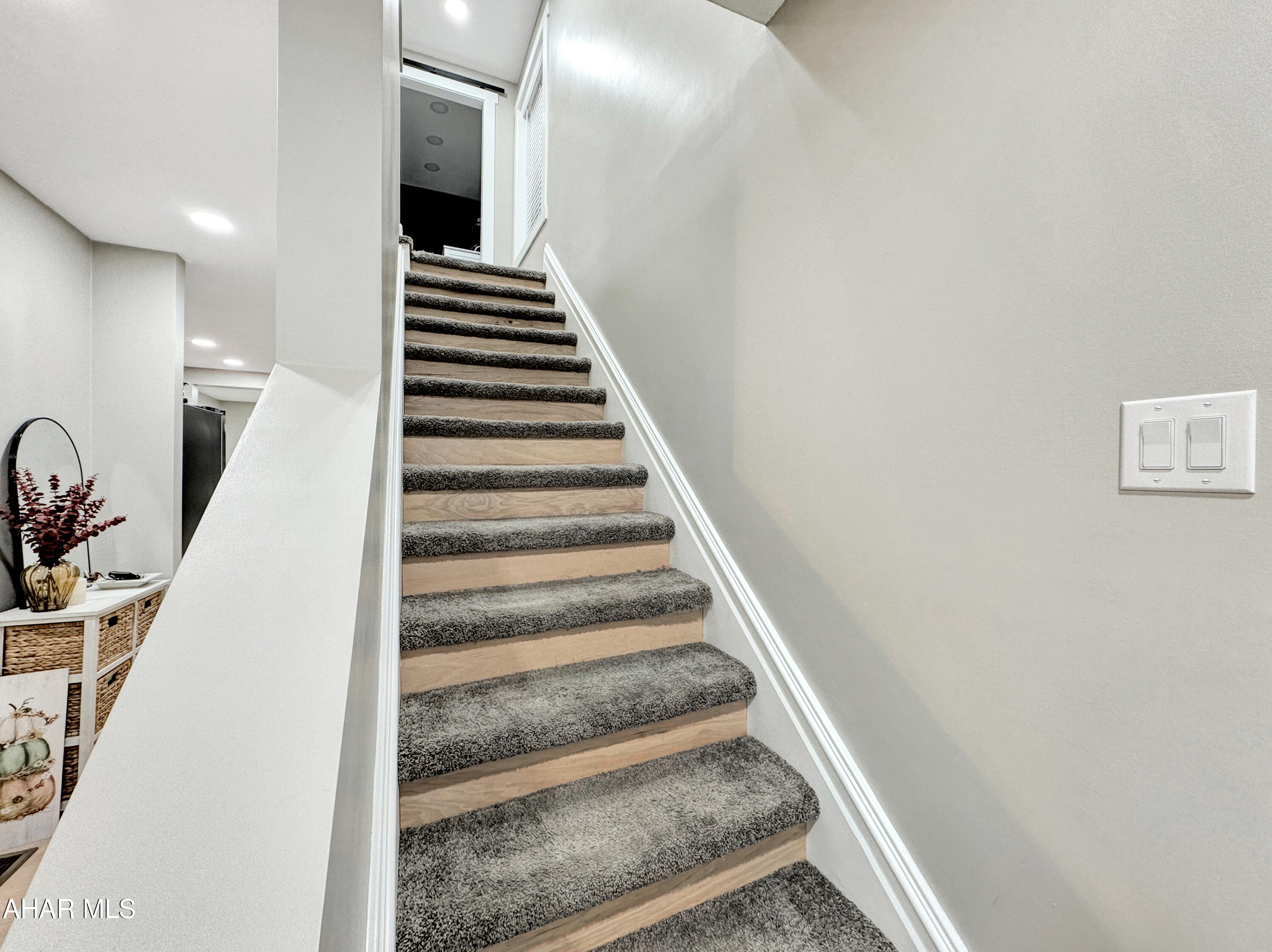 Juniata - Residential