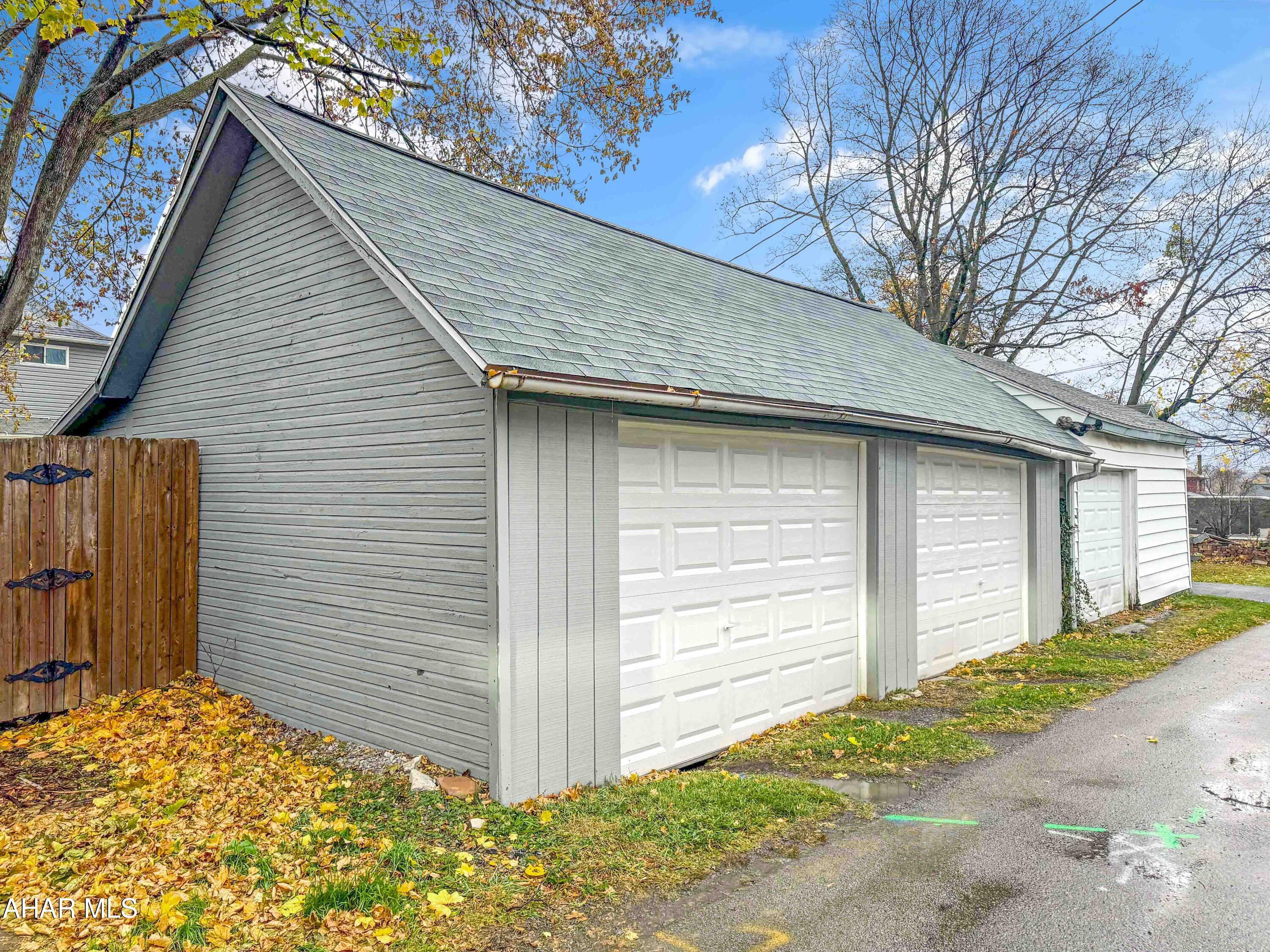 Juniata - Residential