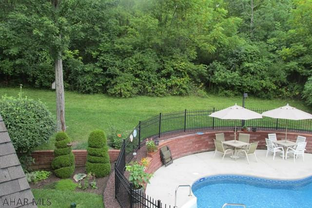 Las Villas - Residential