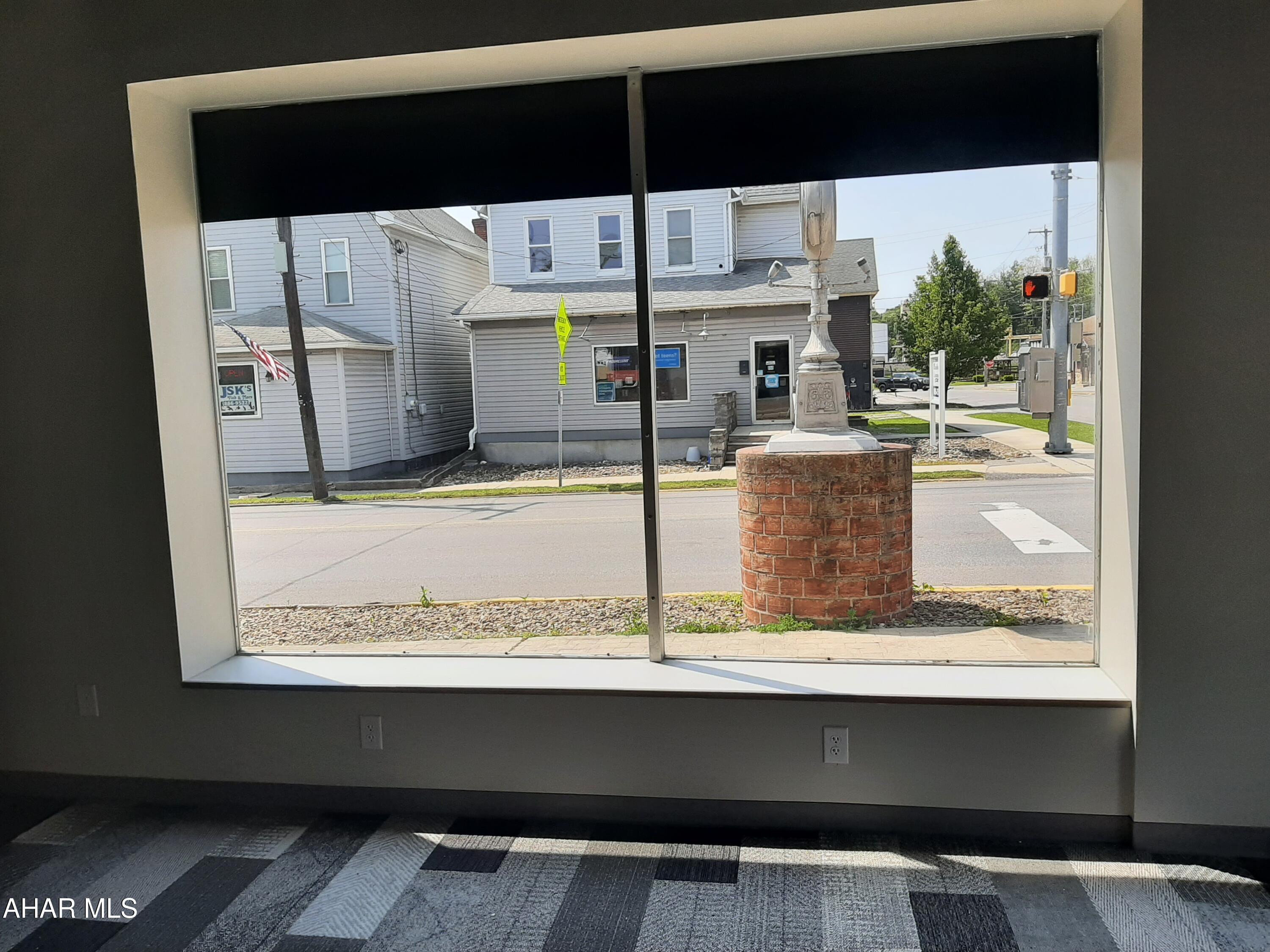 None - Commercial Lease