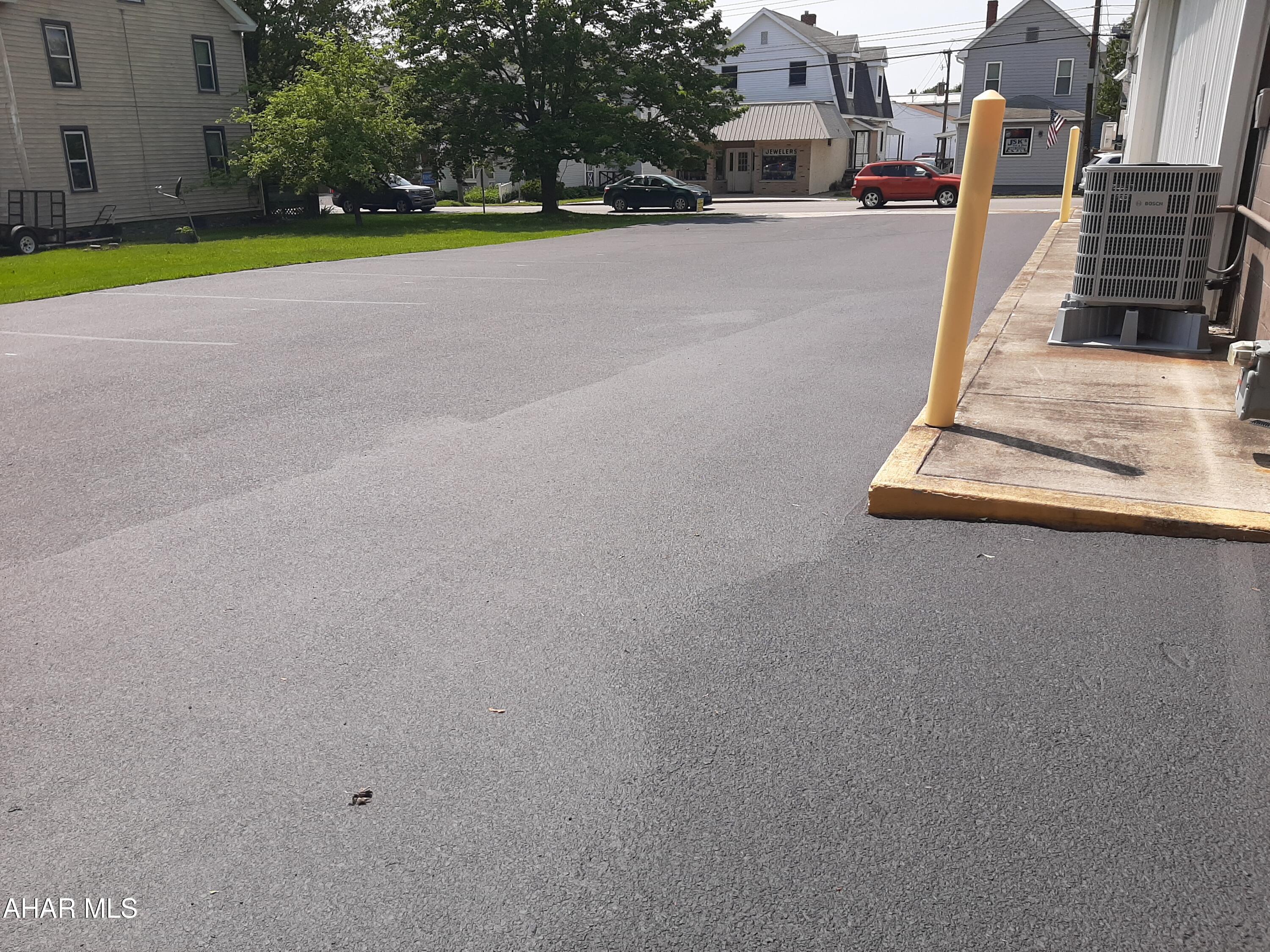 None - Commercial Lease