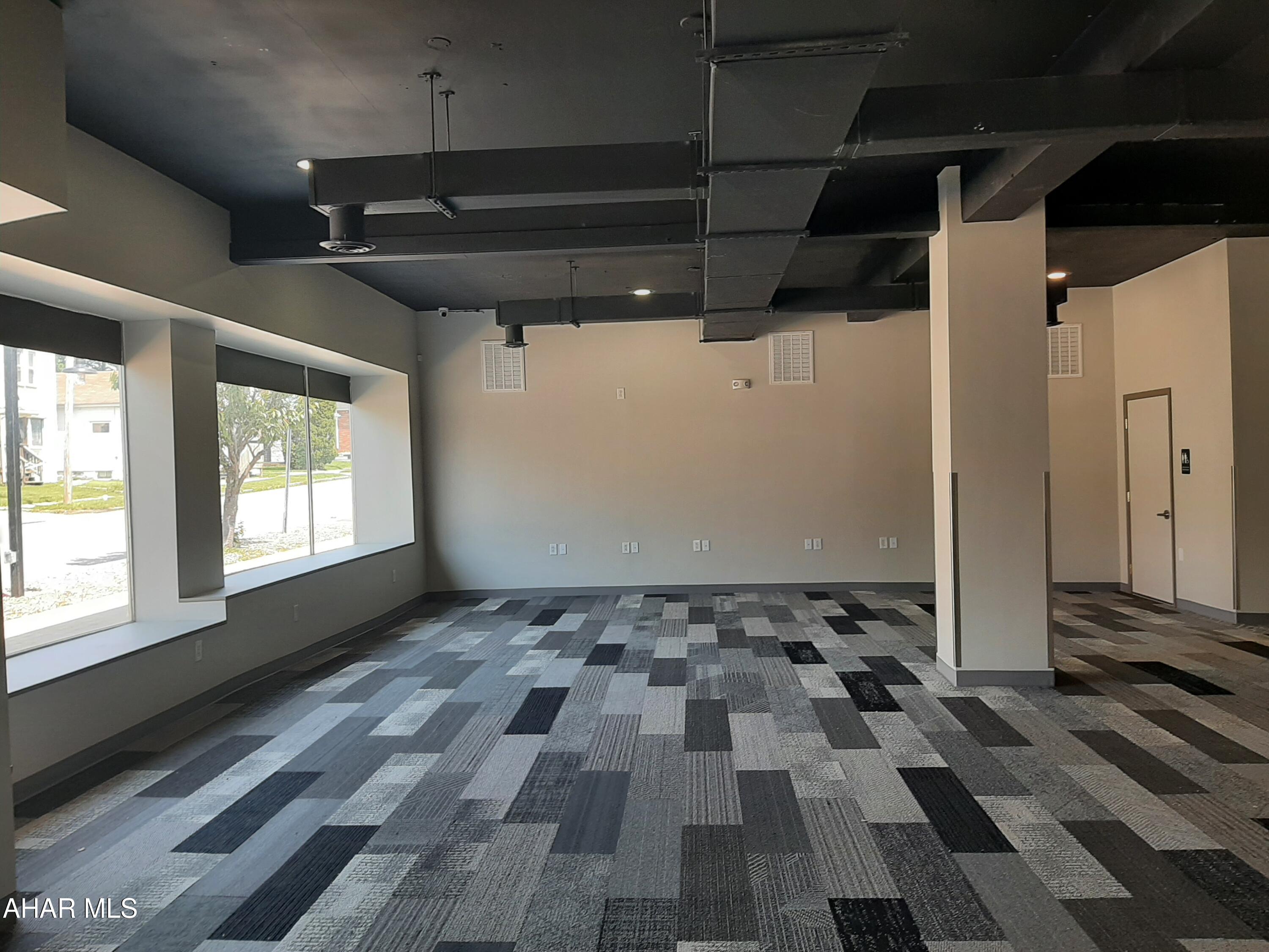 None - Commercial Lease