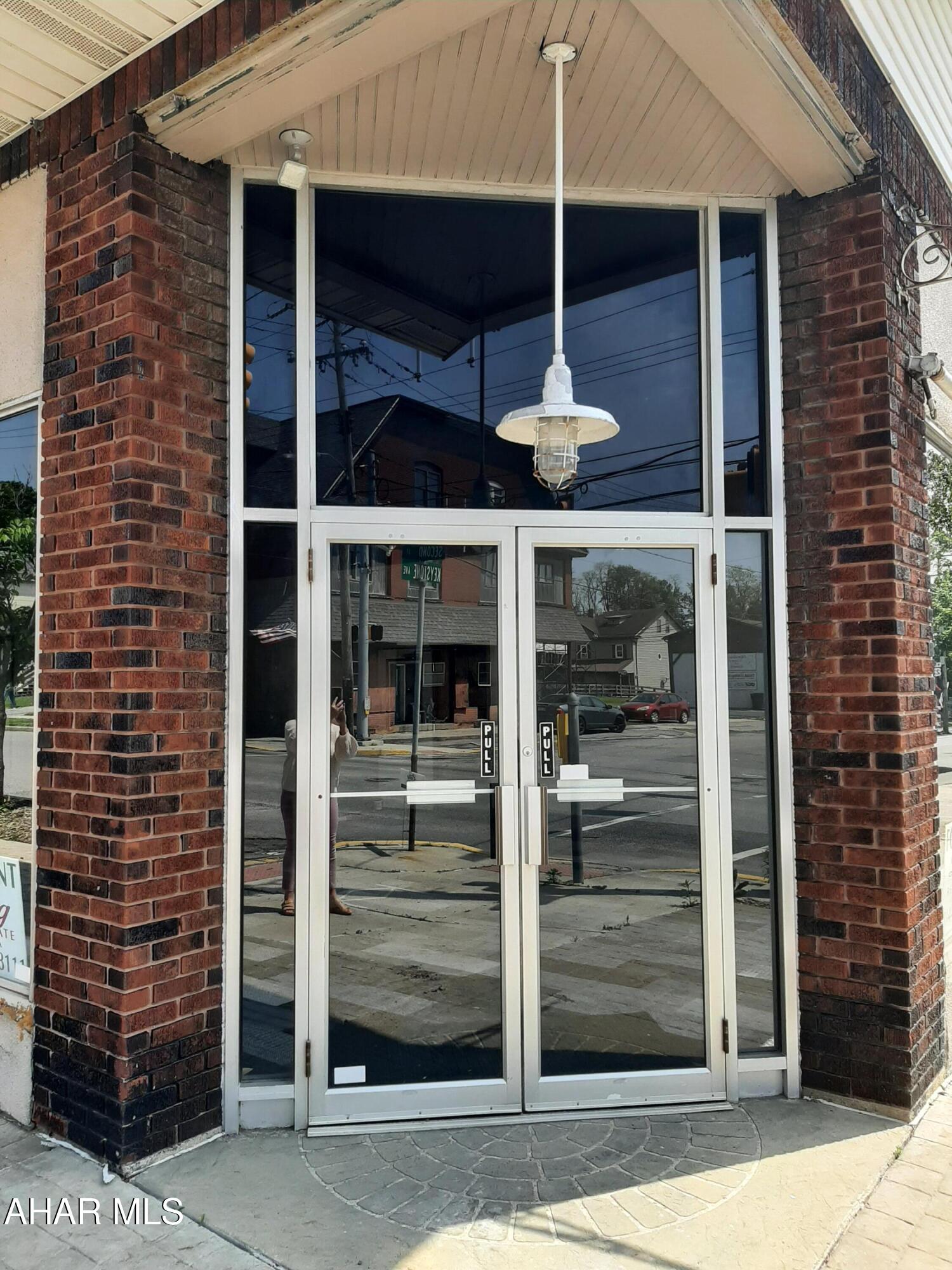 None - Commercial Lease