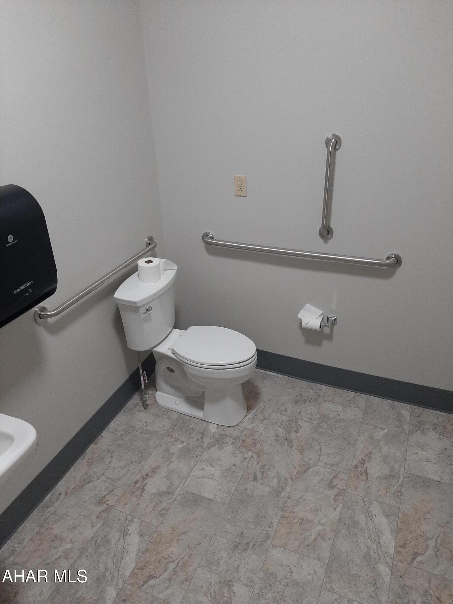 None - Commercial Lease