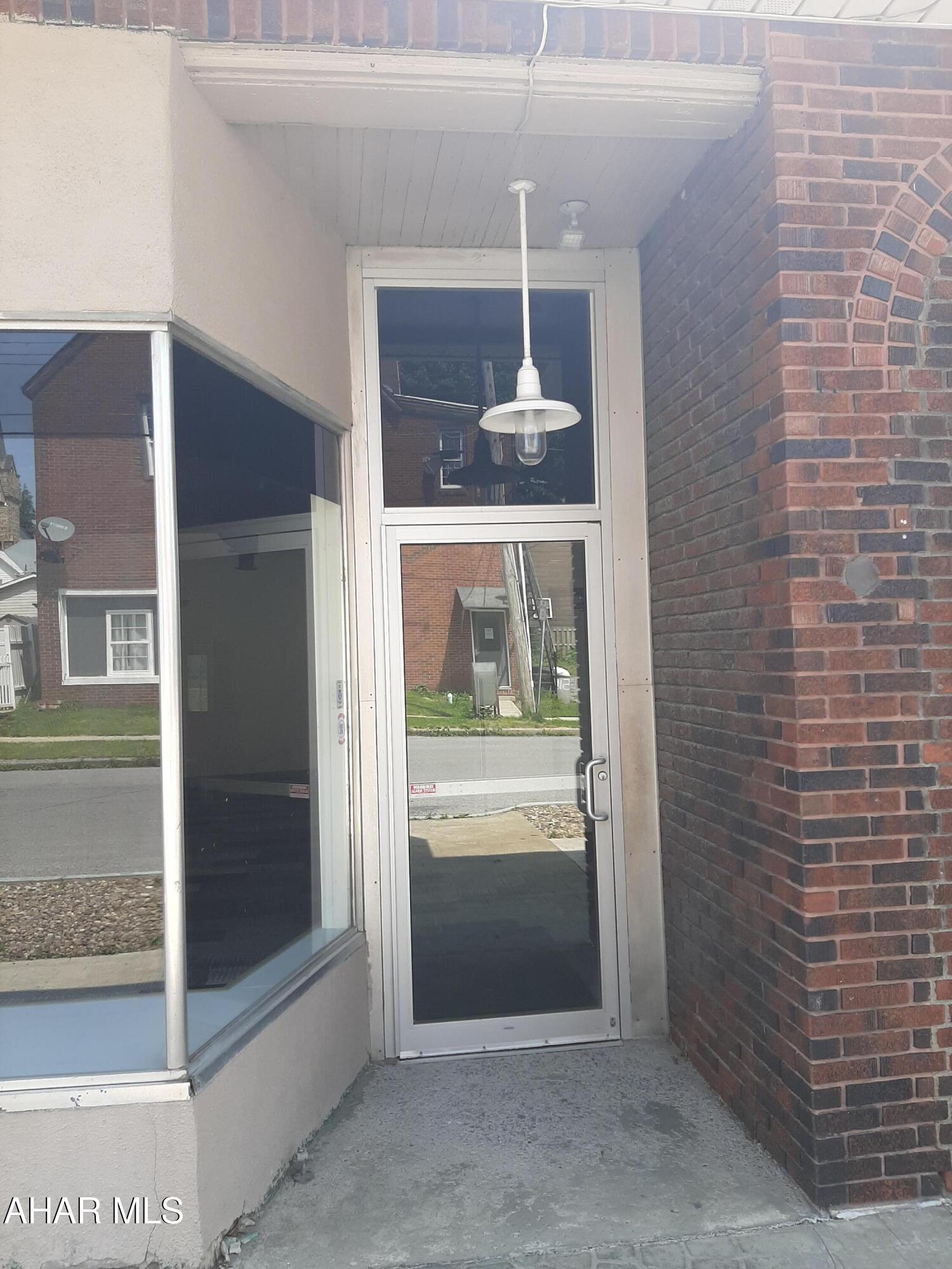 None - Commercial Lease