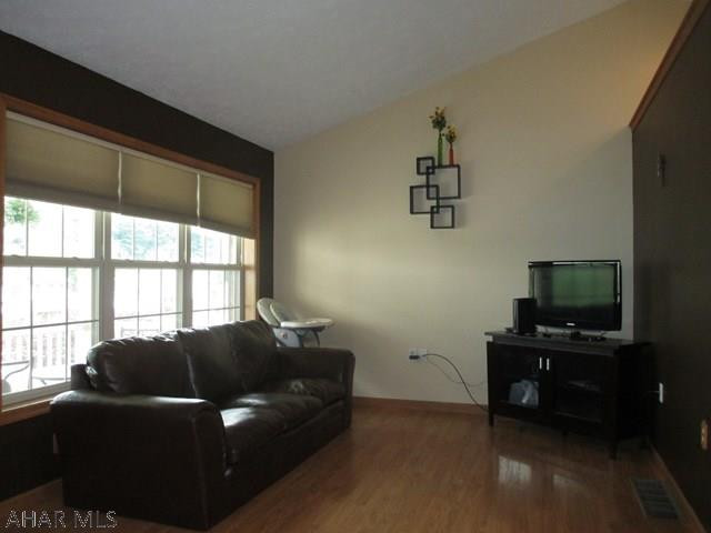 Maple Hollow - Residential