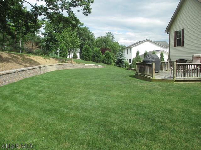 Maple Hollow - Residential