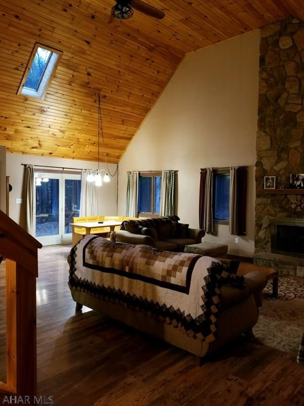 Glendale Yearound - Residential