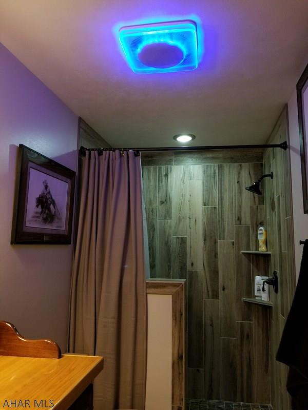 Glendale Yearound - Residential